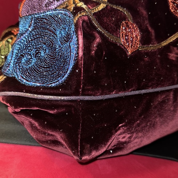 Fendi squirrel embellished velvet spy bag rare limited edition handbag hobo - Picture 8 of 16